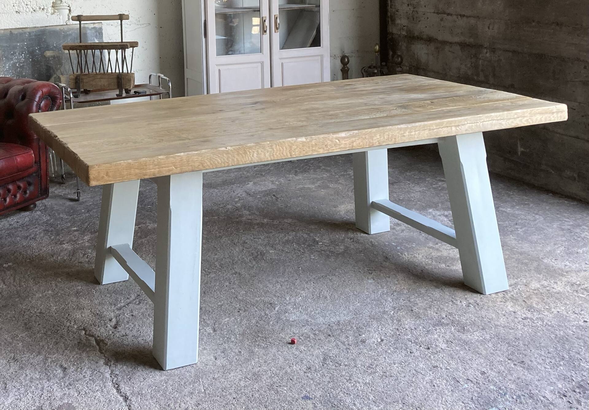 Mountain Farm Table