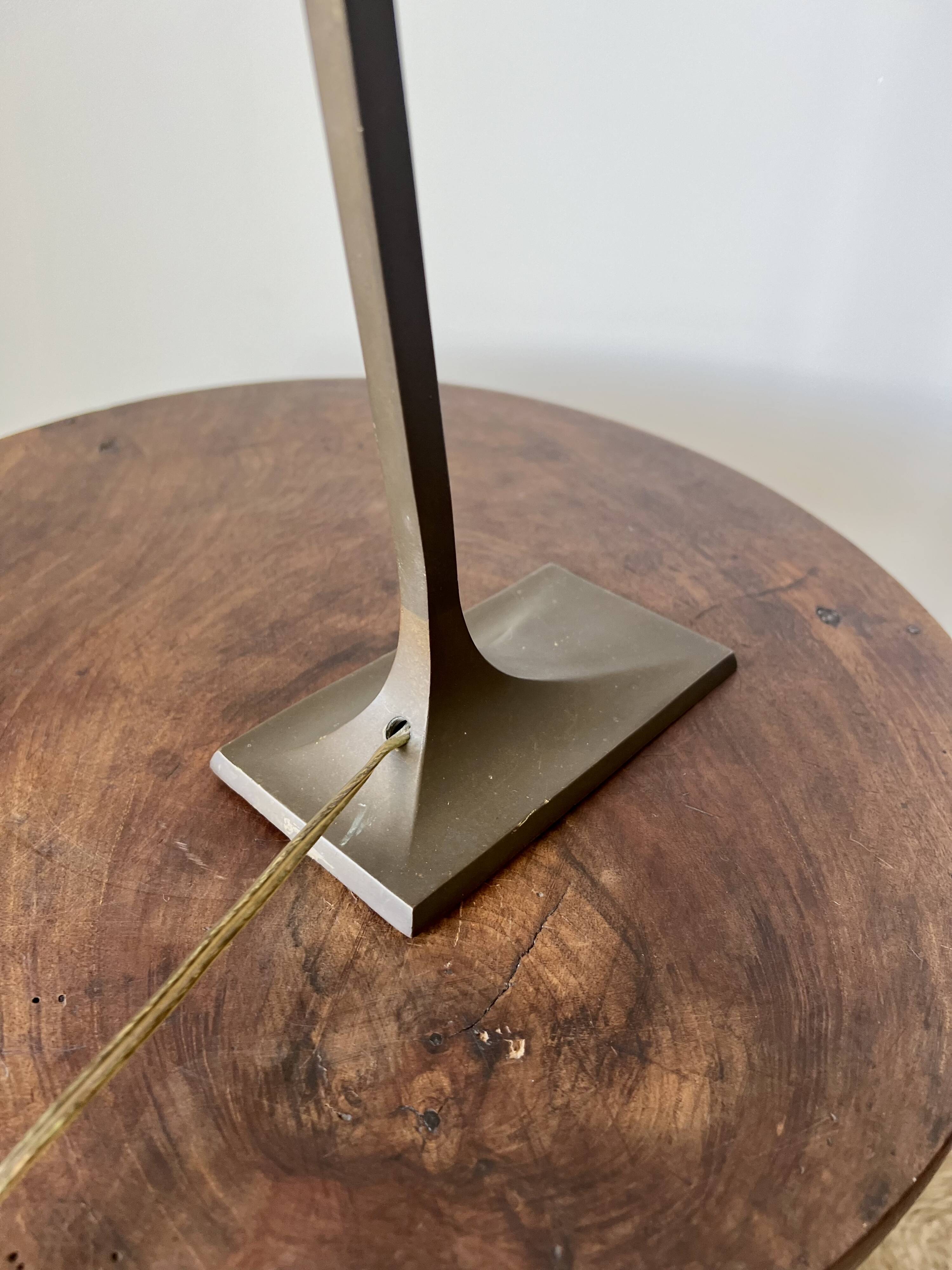 Art Deco brass table lamp, early 20th Century