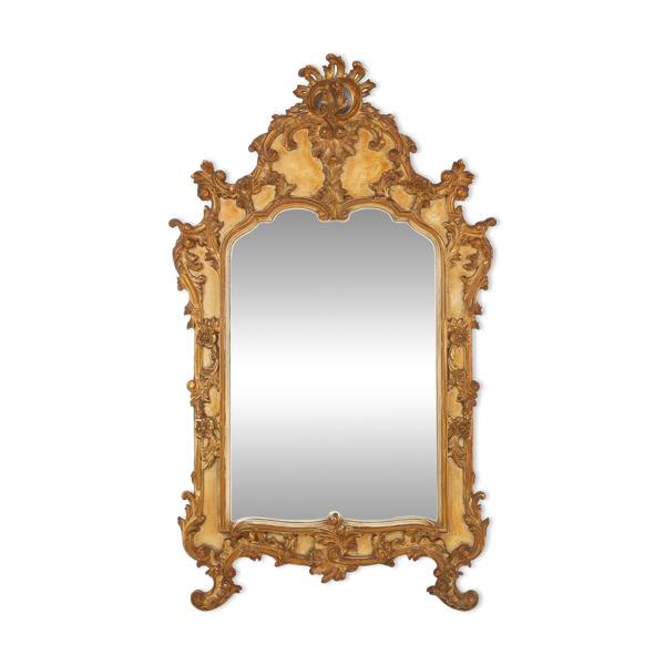 Miroir décoratif intemporel de style rococo en résine dorée, Belgique années 1950 — Beyit