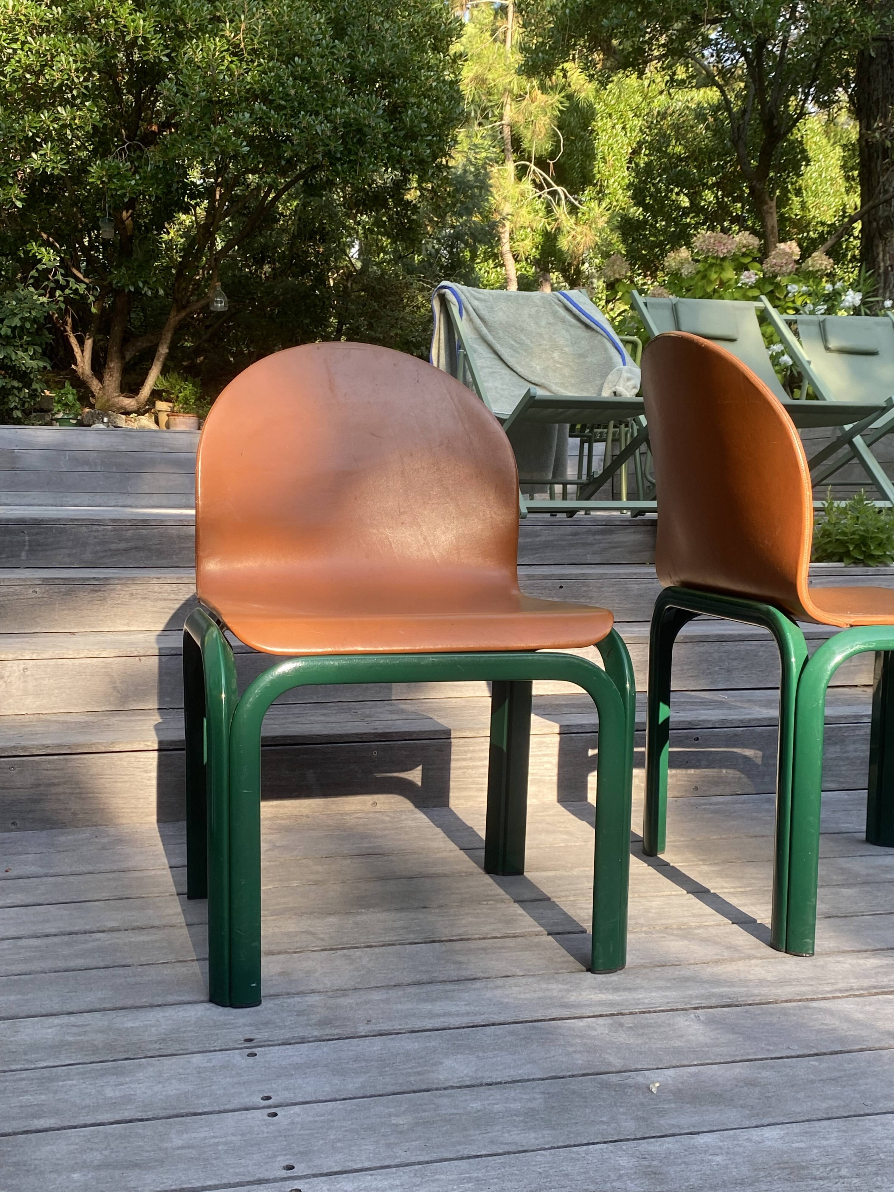 4 chairs model Orsay Gae Aulenti 1975