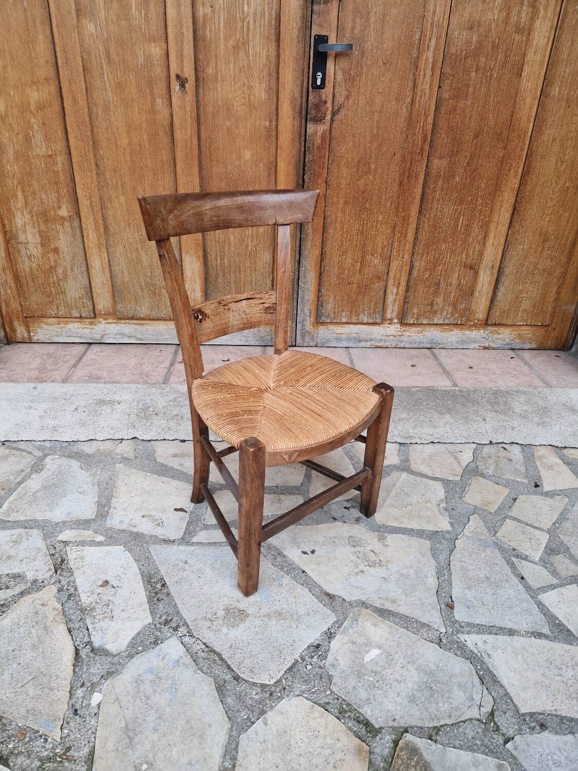 Vintage straw children's chair