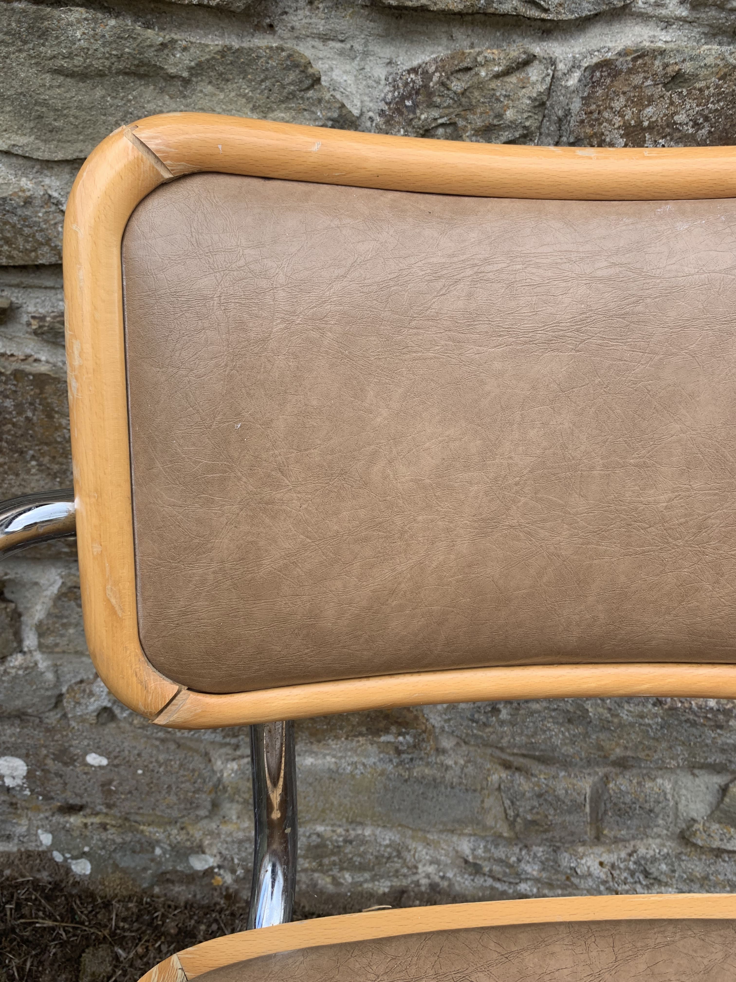 Fauteuil de Marcel Breuer, modèle B64