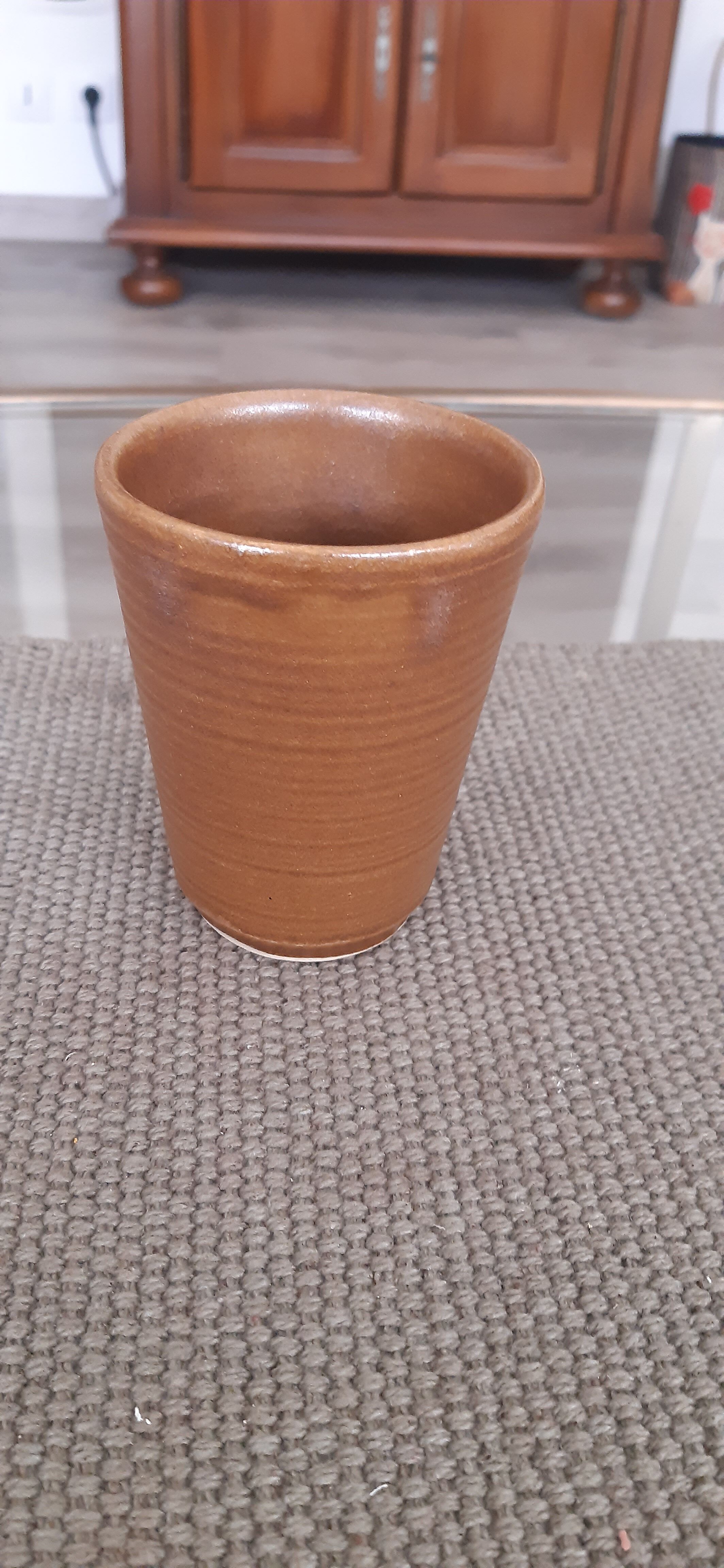 Plate and stoneware glass