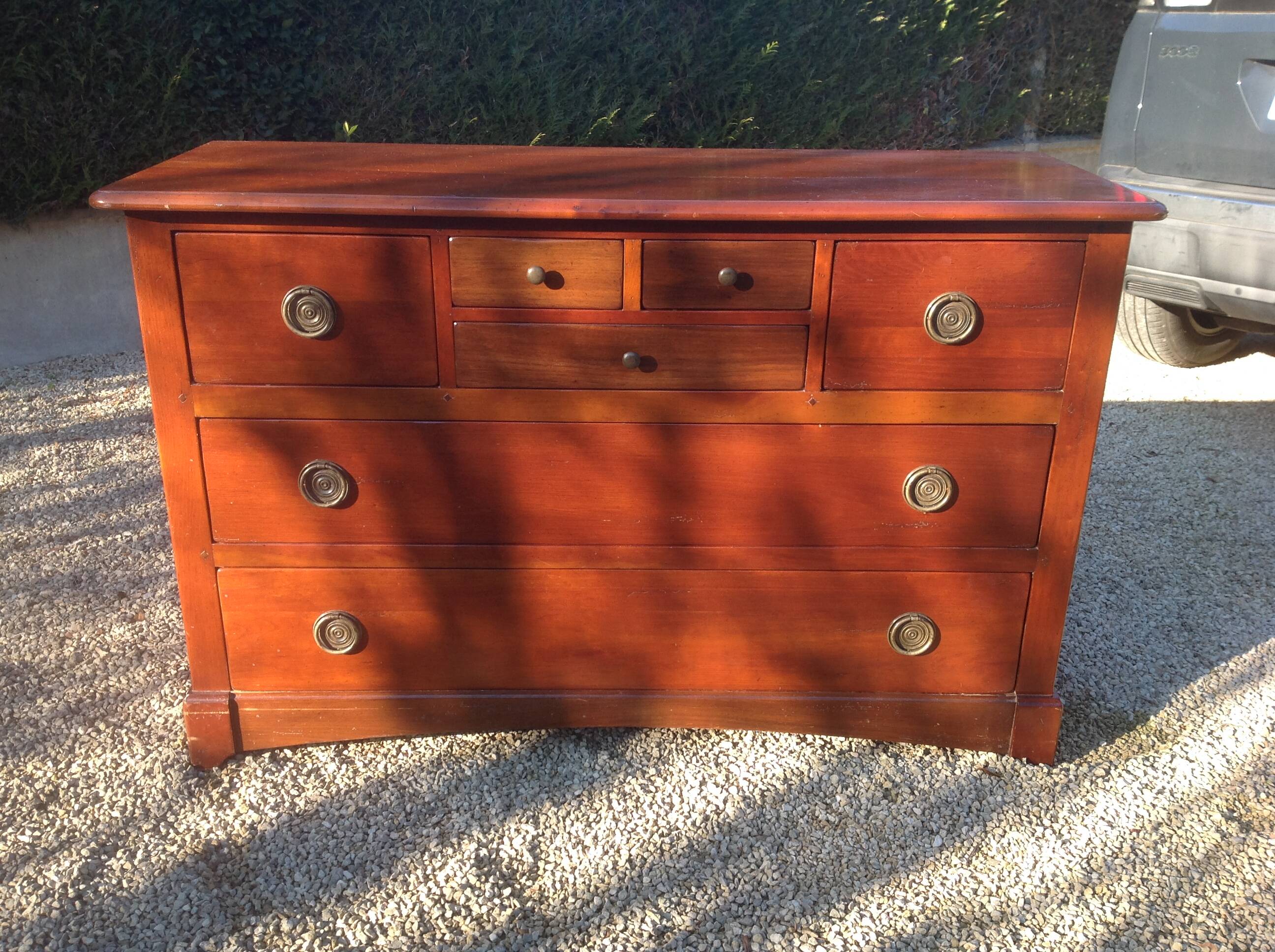 Large 7-drawer chest of drawers