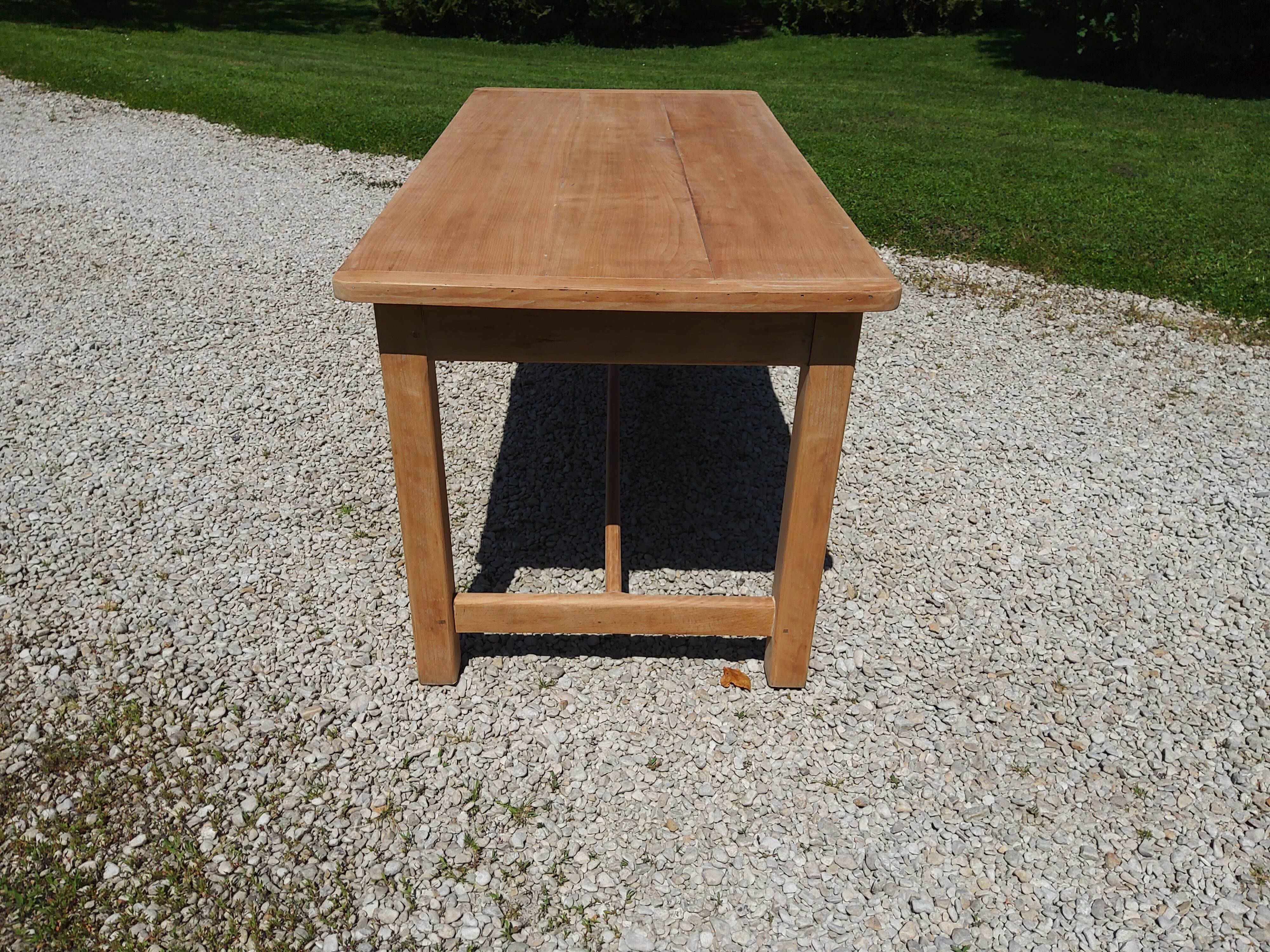 Farmhouse table