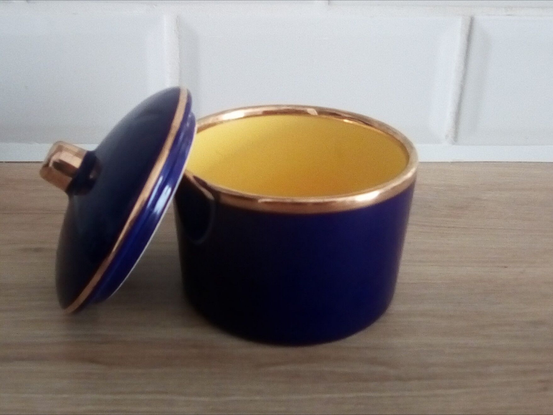 Gorbon's porcelain sugar candy