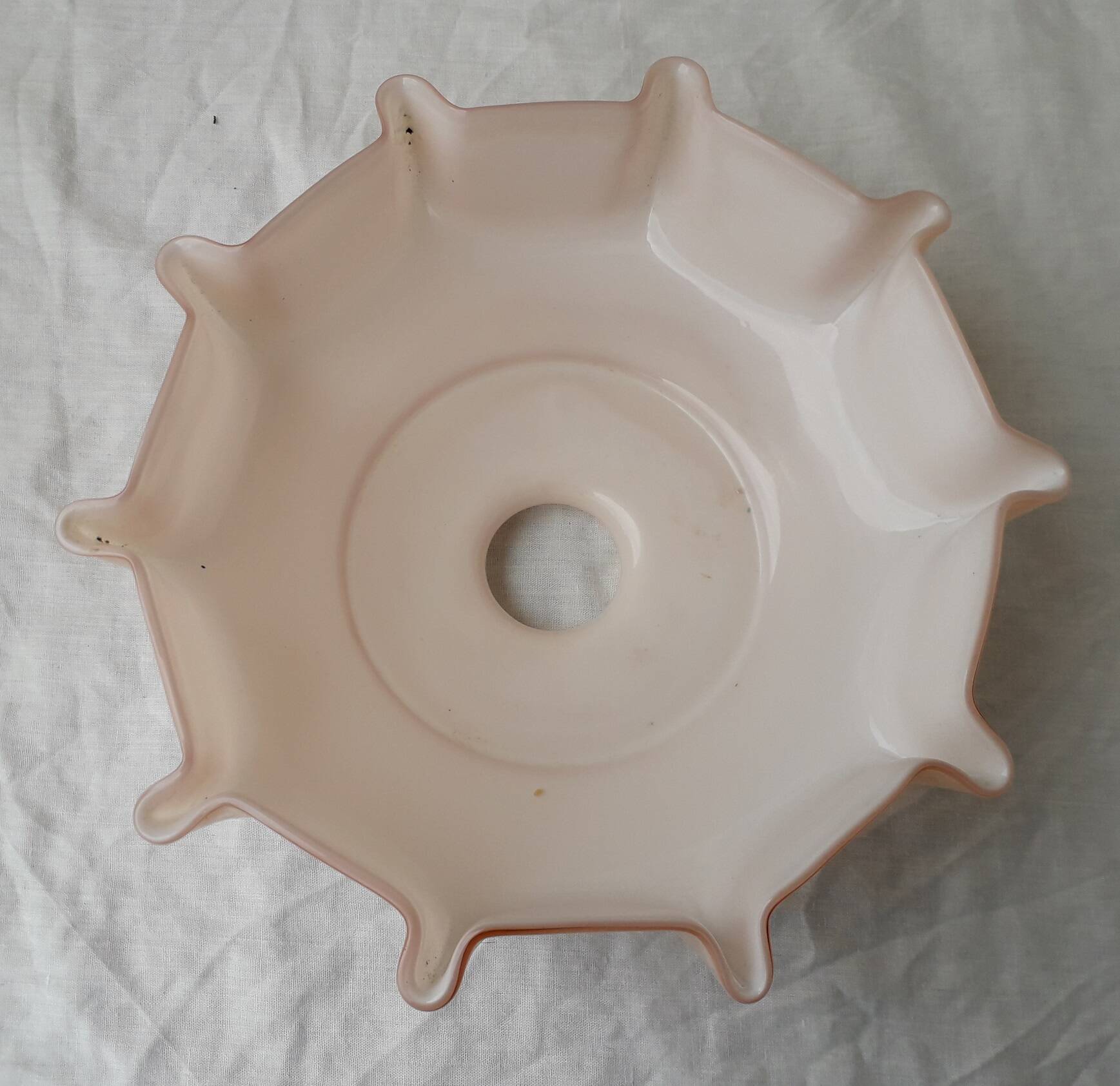 Abat-jour Art Déco en opaline