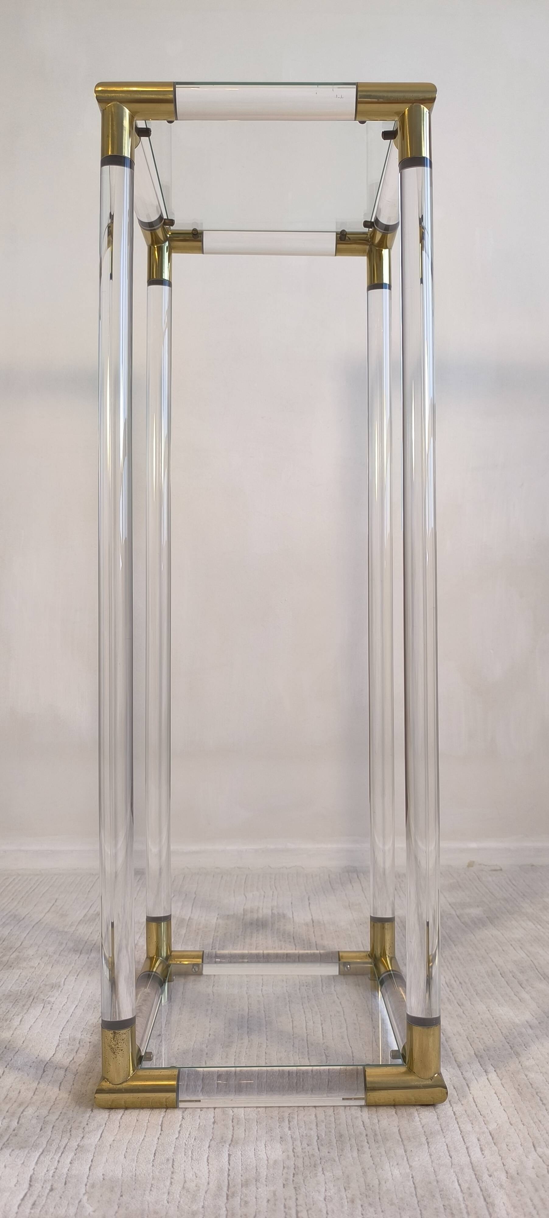 Very beautiful column pedestal by Charles Hollis Jones in Lucite & brass.