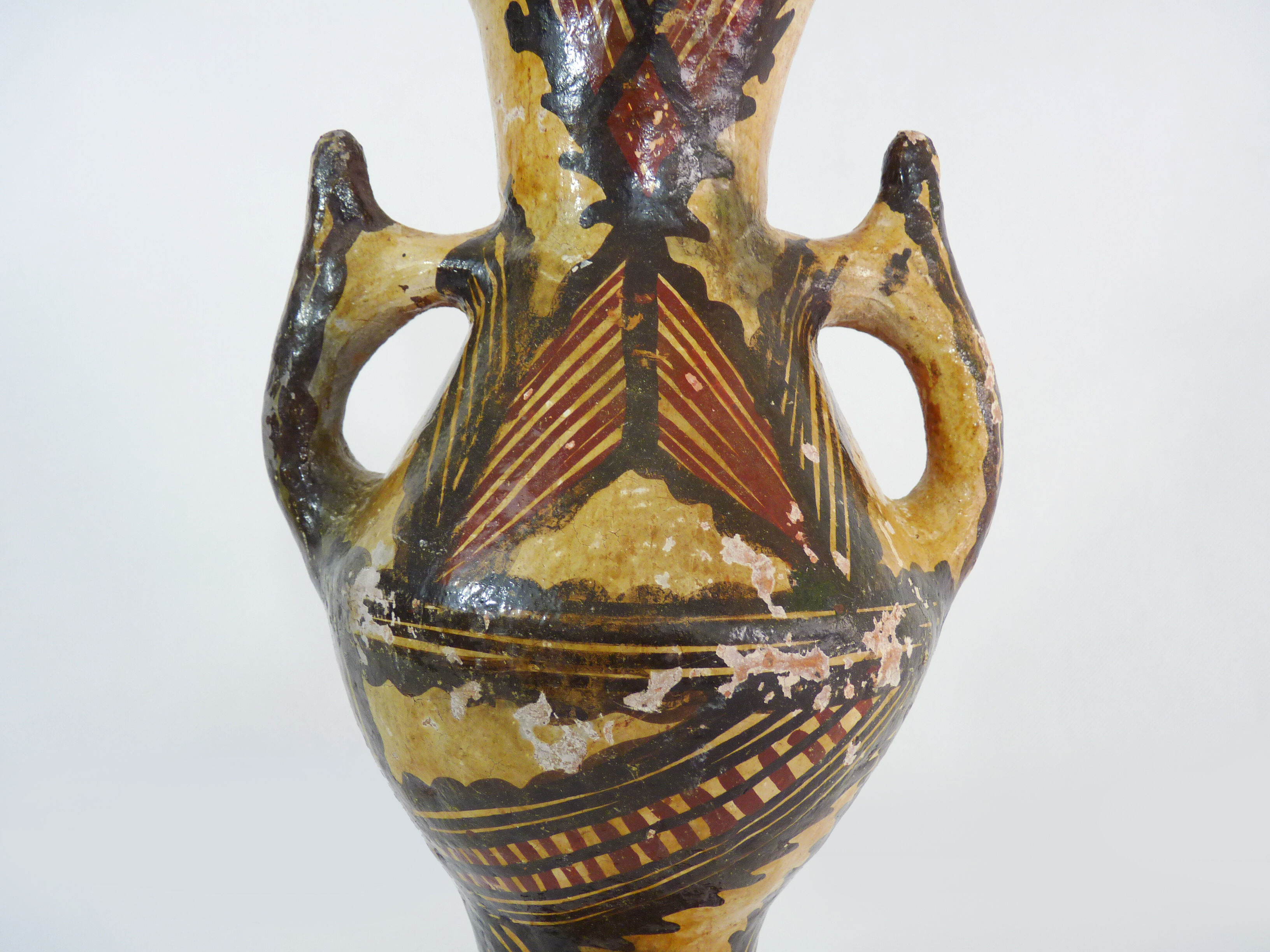 Iddeqi Kabyle pottery, Kabyle amphora,Berbere, Kabyle folk art. Year 50