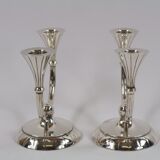 Paire de chandeliers candélabres avec porte-bougie double fait d'argent