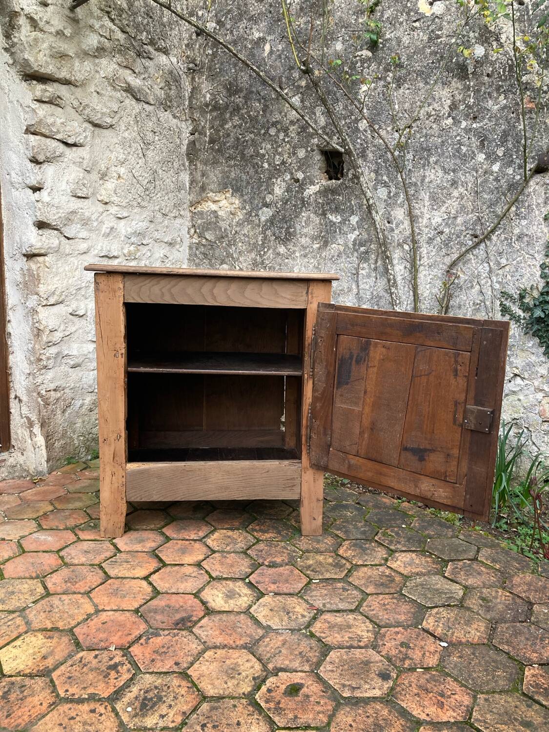 Antique wooden confit pot.