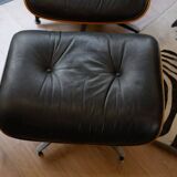 Herman Miller 1980 Lounge chair and ottoman by Charles & Ray Eames