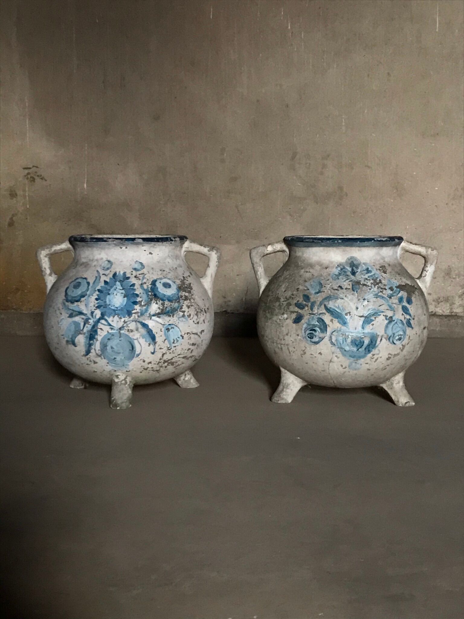 Pair of fiber cement cauldrons from the 60s and 70s
