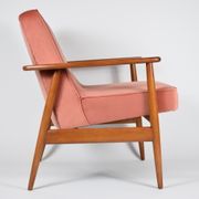 Pink velvet armchair, designer M. Zielinski, 1960s, Poland