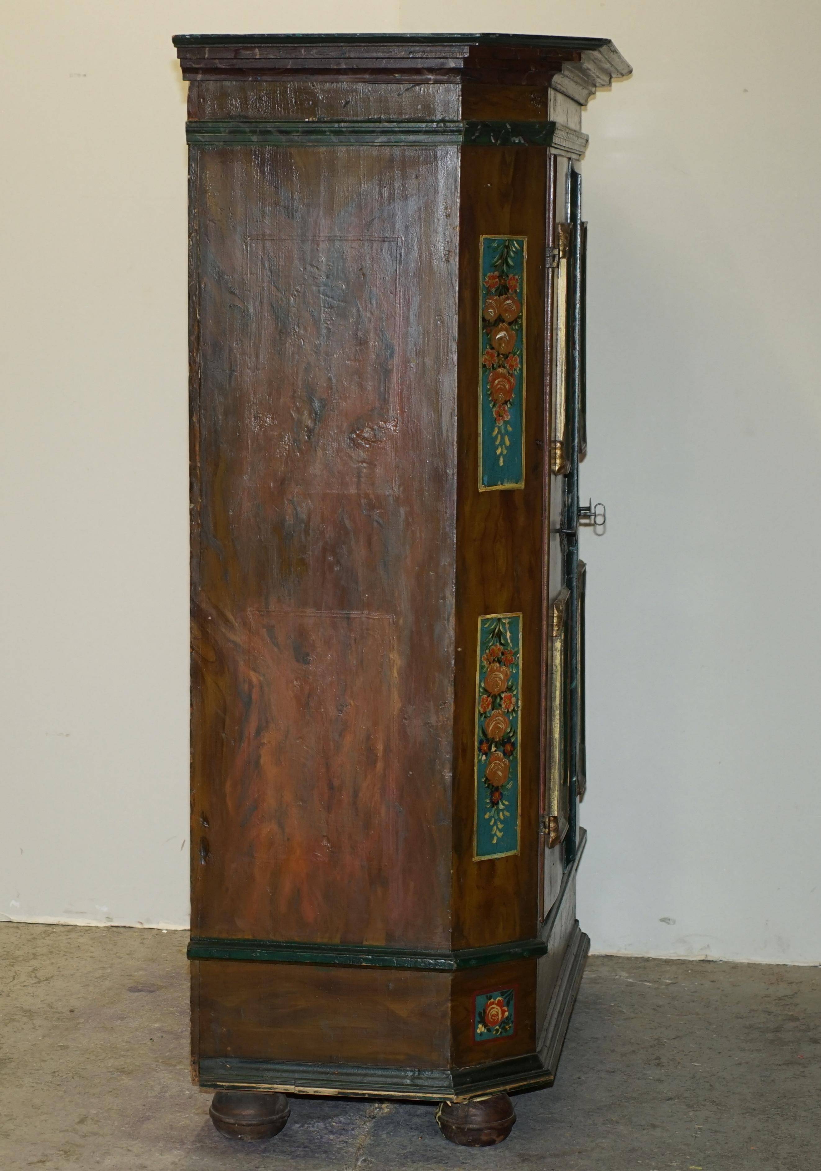 Armoire de mariage allemande peinte à la main, ancienne, 1829-1851