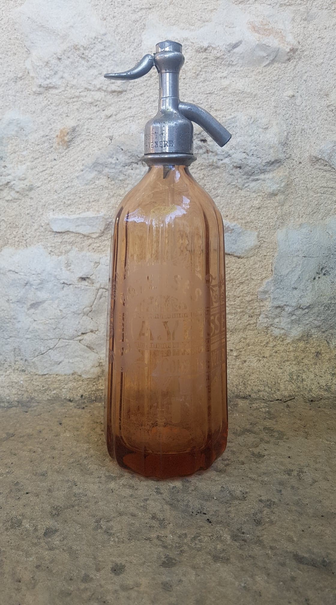 A. Veysset brewery siphon