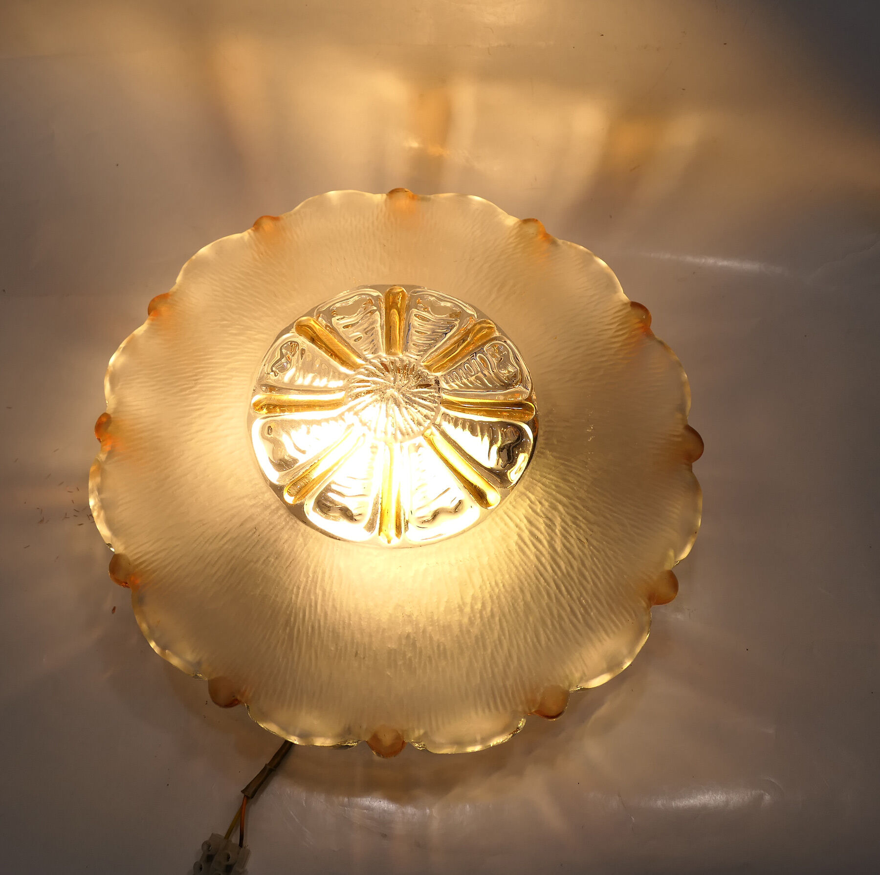 Wall lamp amber glass and ice effect