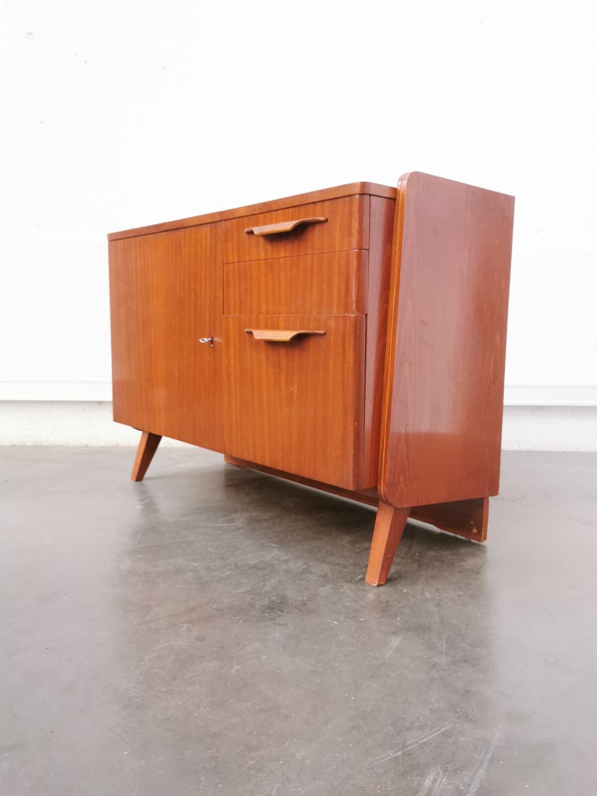 Vintage buffet