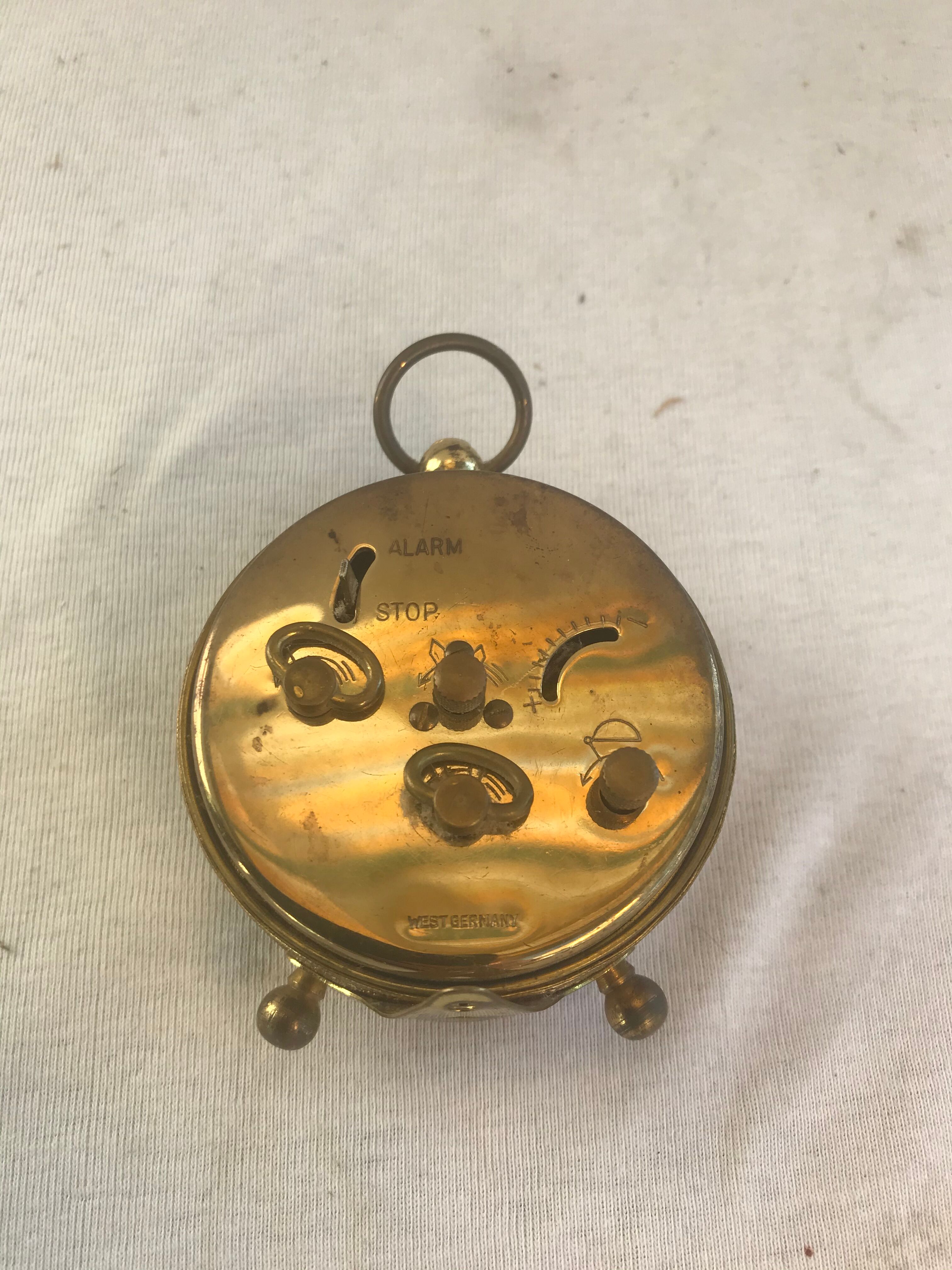 Old Blessing alarm clock gilded metal openwork outline vintage decoration