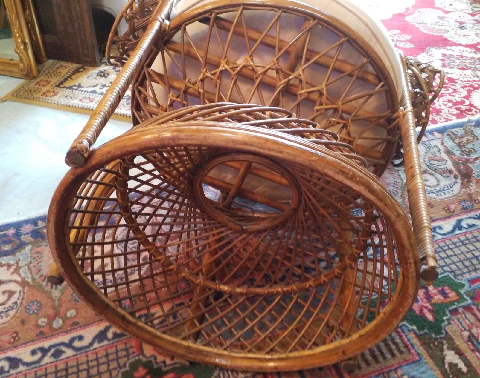 Pair of armchairs emmanuelle