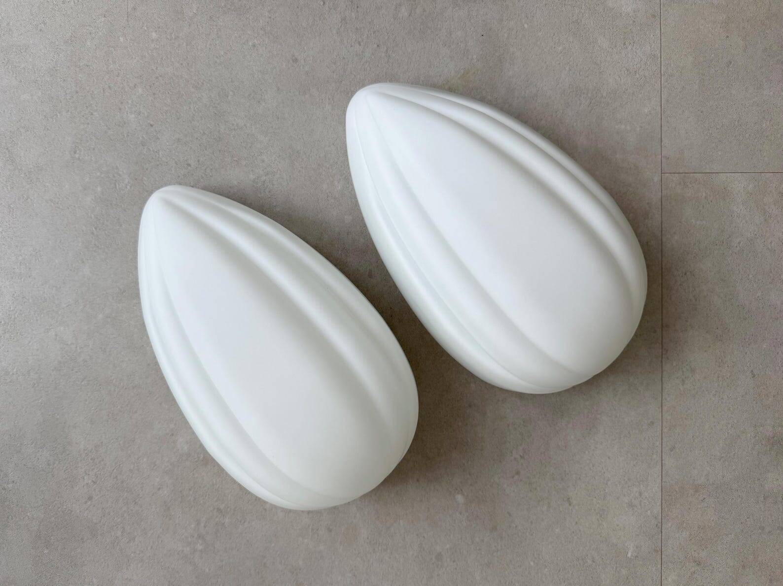 Wonderful pair of Mid Century white glass wall lamps from Italy