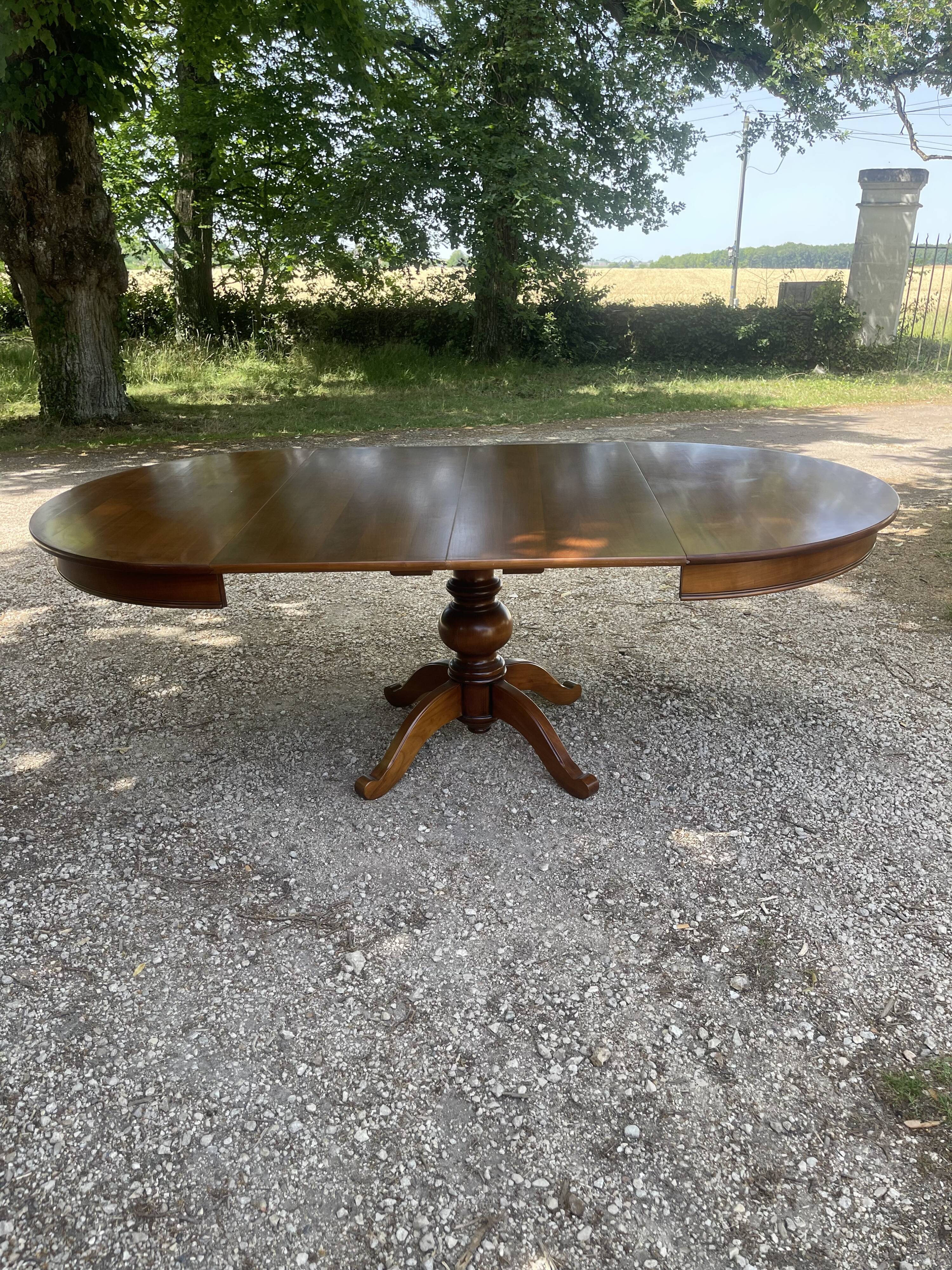 Cherry Round Table