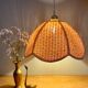 Suspension abat-jour vintage en matière naturelle rose