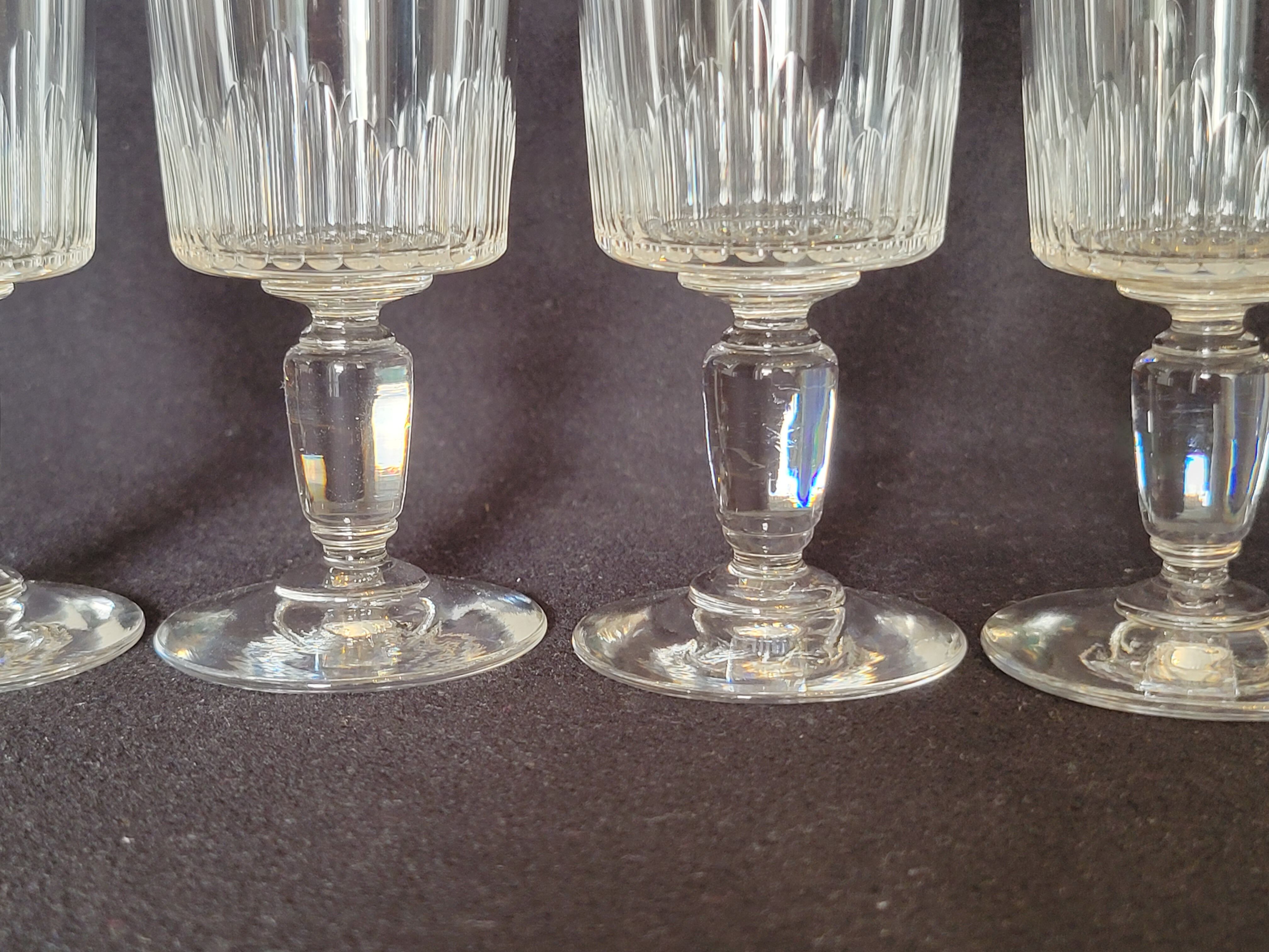 9 old crystal glasses cut Baccarat / Val St Lambert model Jeux d'Orgues