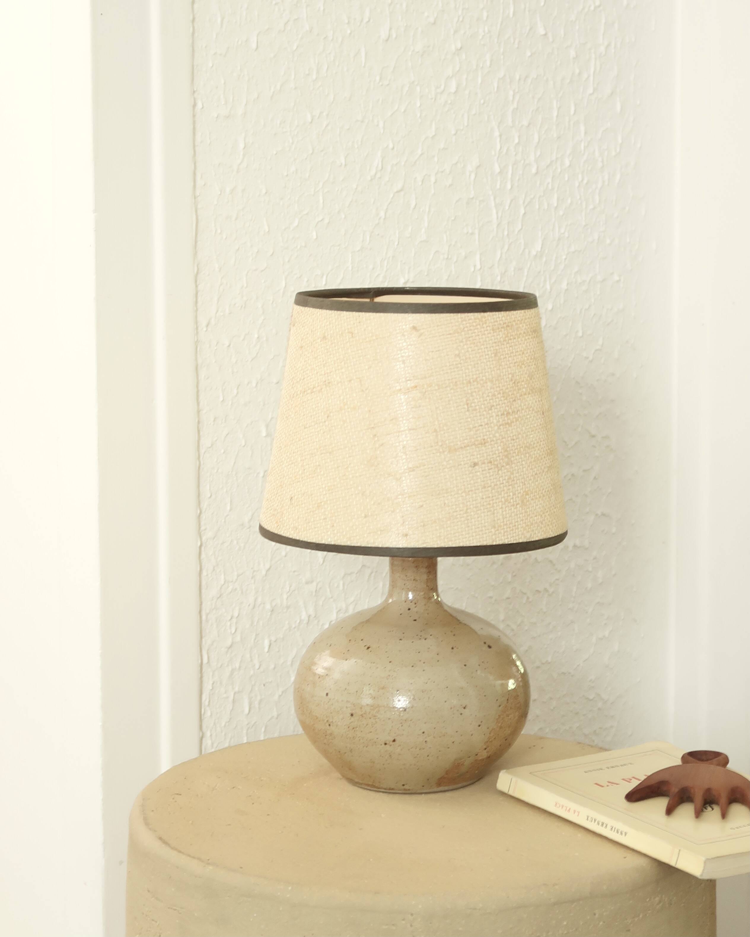 Beige ceramic lamp, beige lampshade, 70s