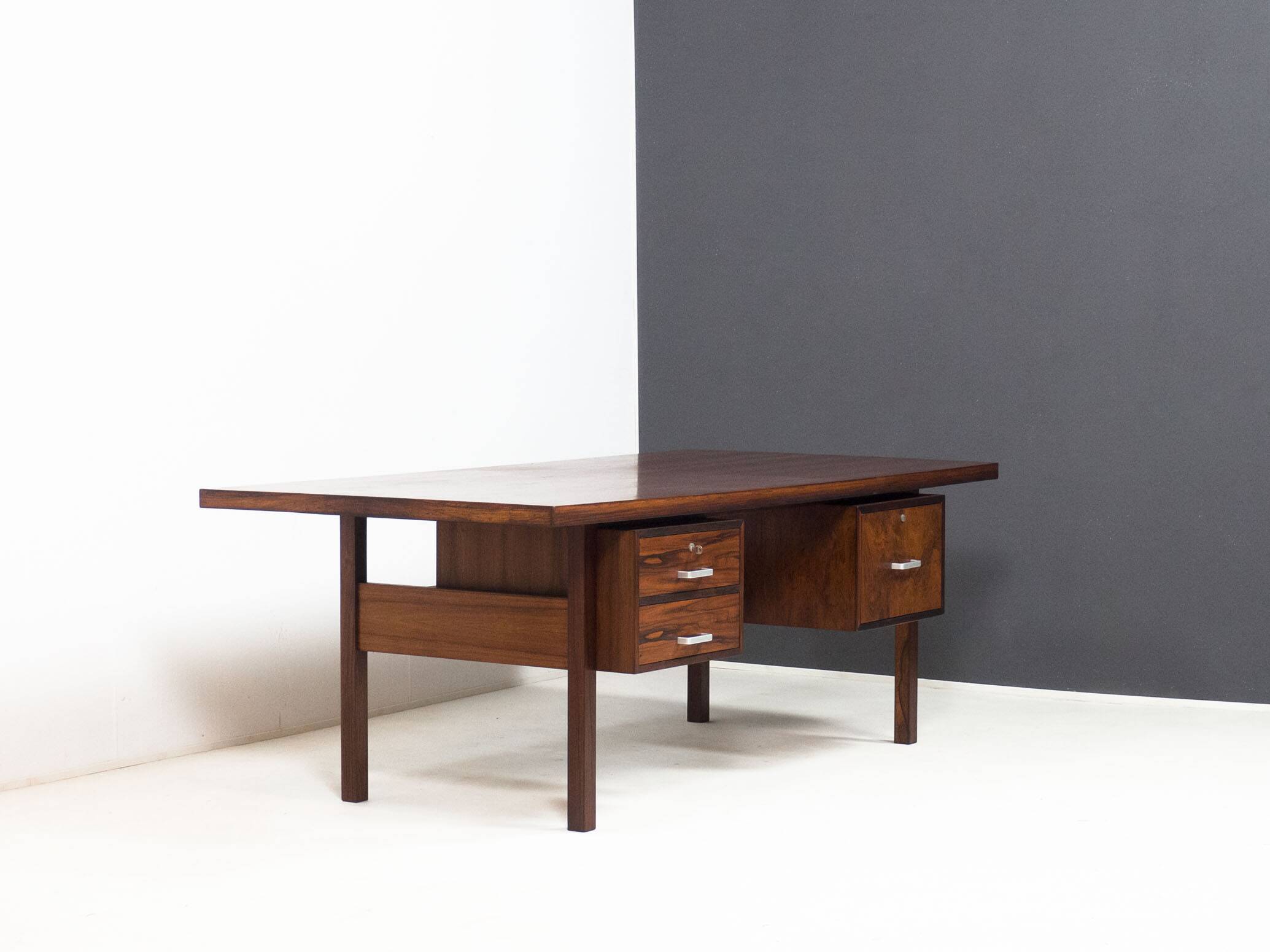 Bureau vintage XXL en palissandre