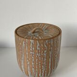 Large Japanese minguei covered pot in stoneware decorated with fine coulure, enamelled interior