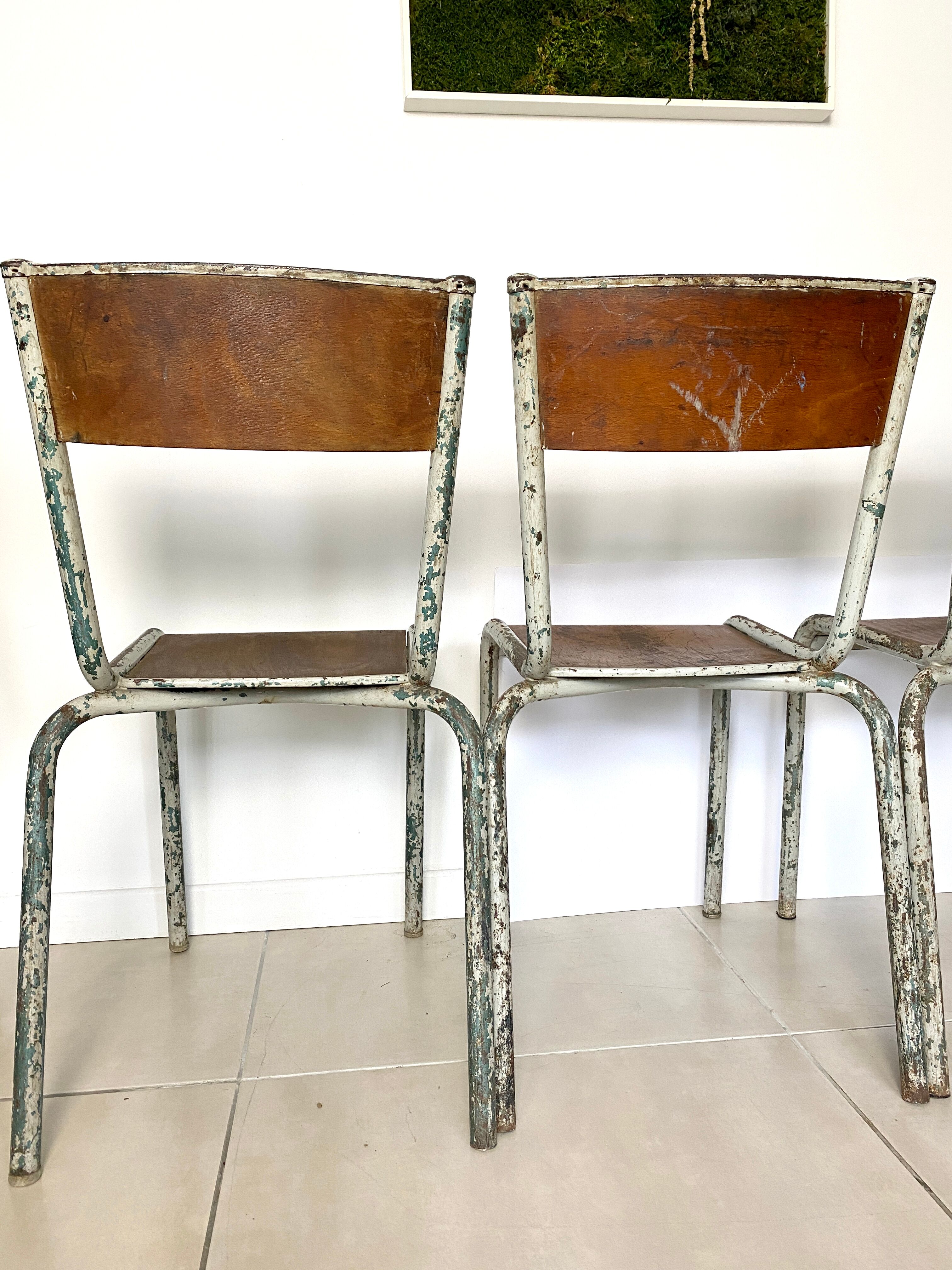 Set of 4 vintage school chairs