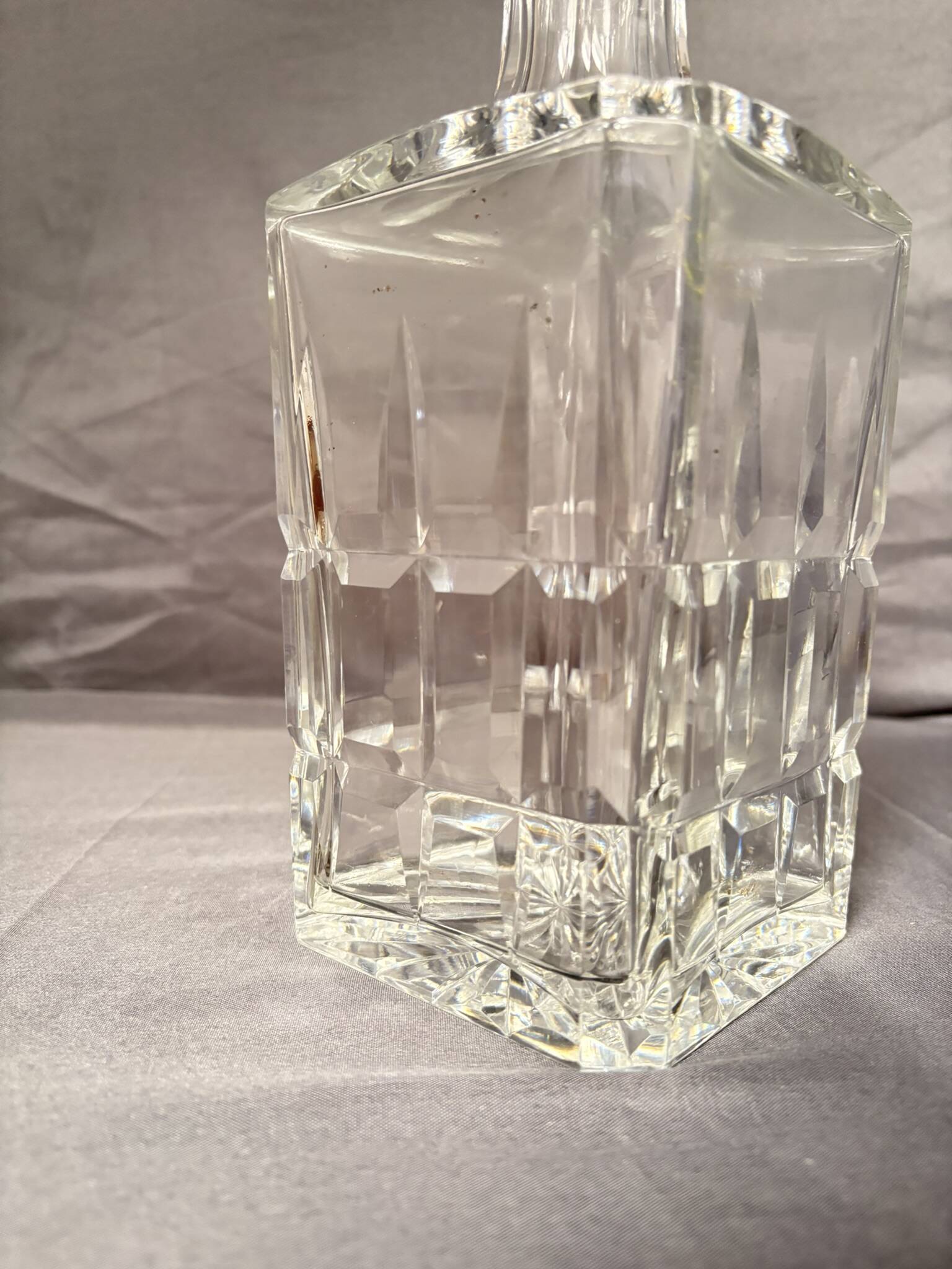 Crystal whisky carafe Saint Louis Model Manhattan (1980s)