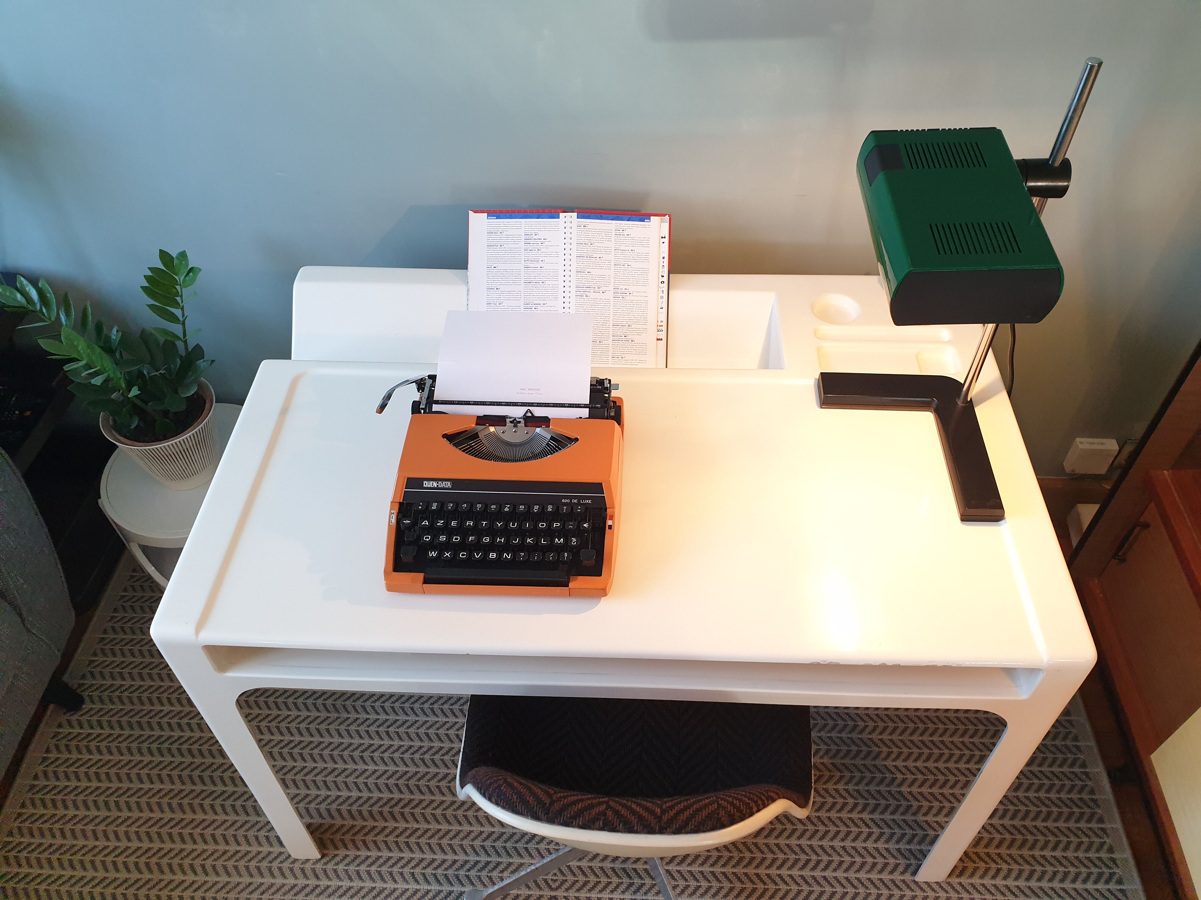 Office Ozoo Marc Berthier 1960 molded fiber