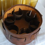 6 glasses orangeade in their leather bucket