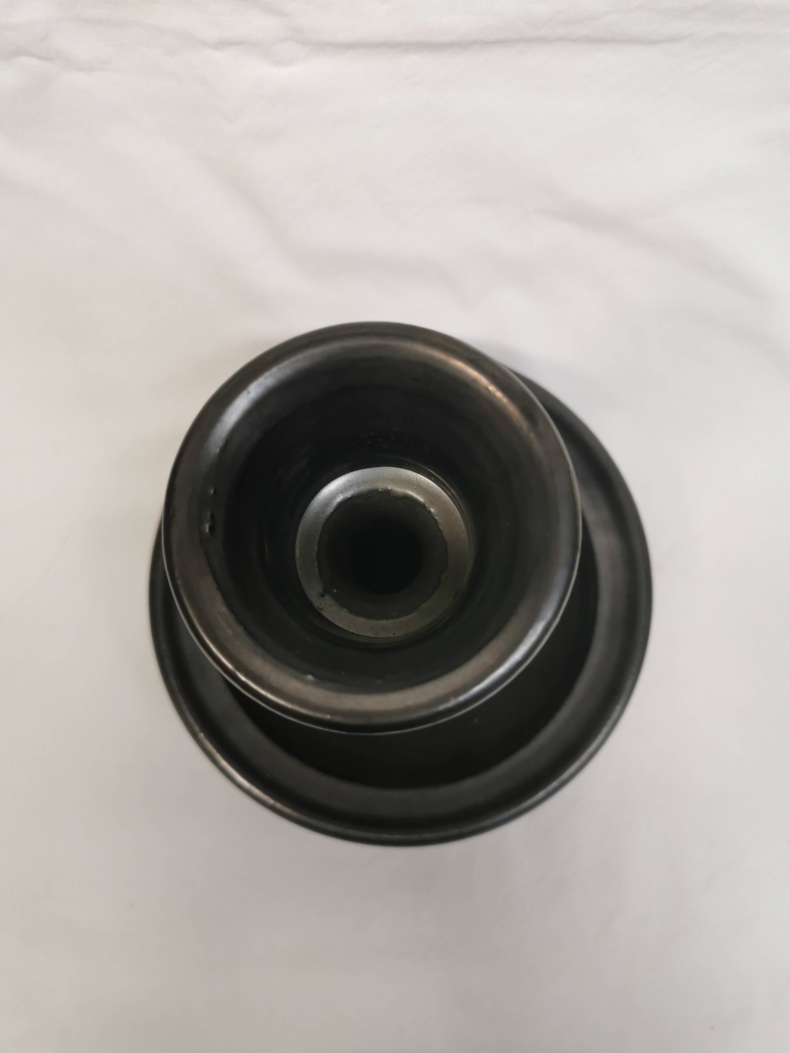 Grand bougeoir, vase . céramique signée jean marais