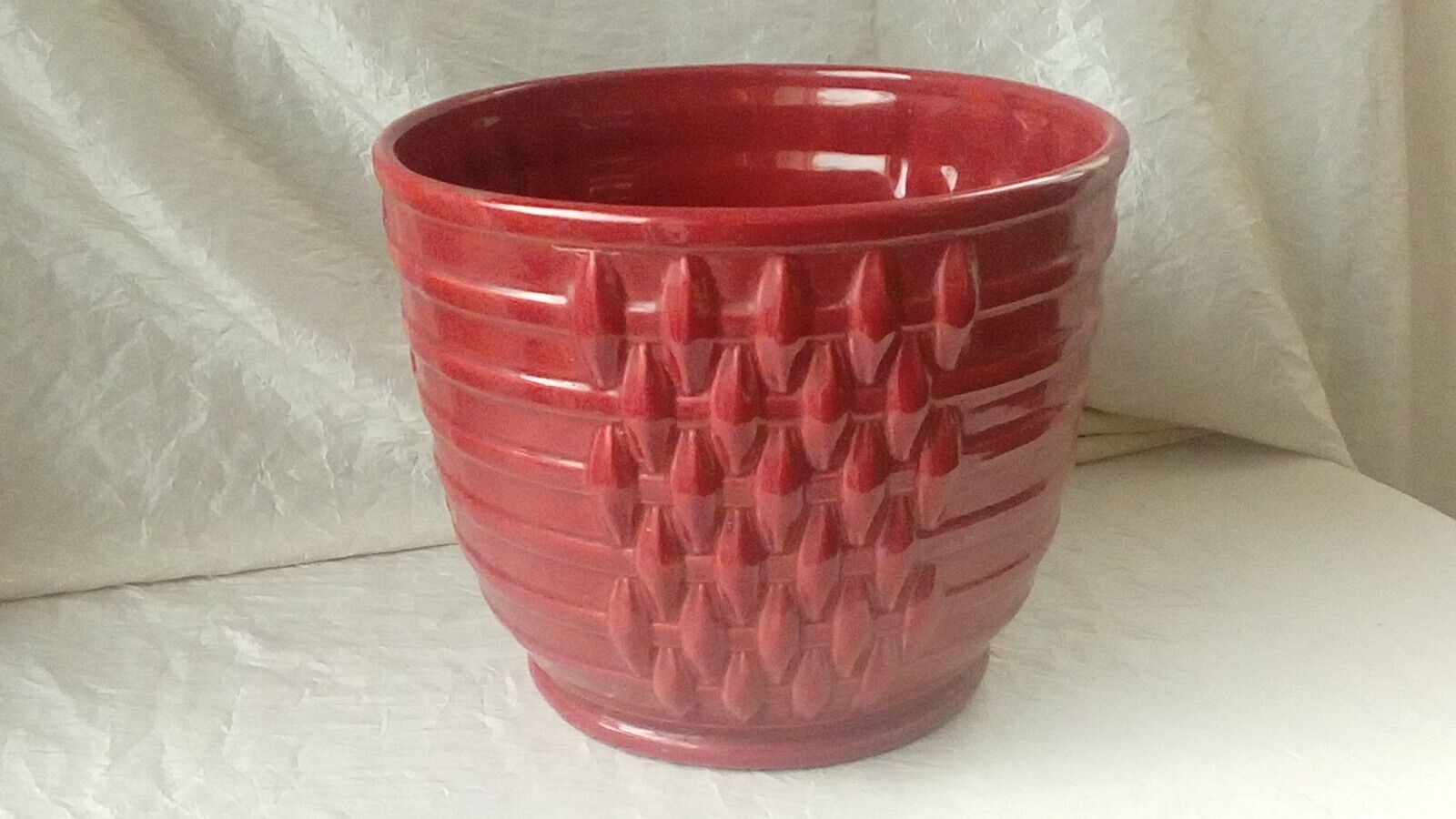 Tiled pot cover of St-Clement 1950s vintage