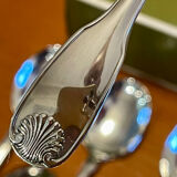 Christofle France Vendôme, 8 ice cream spoons in new condition.