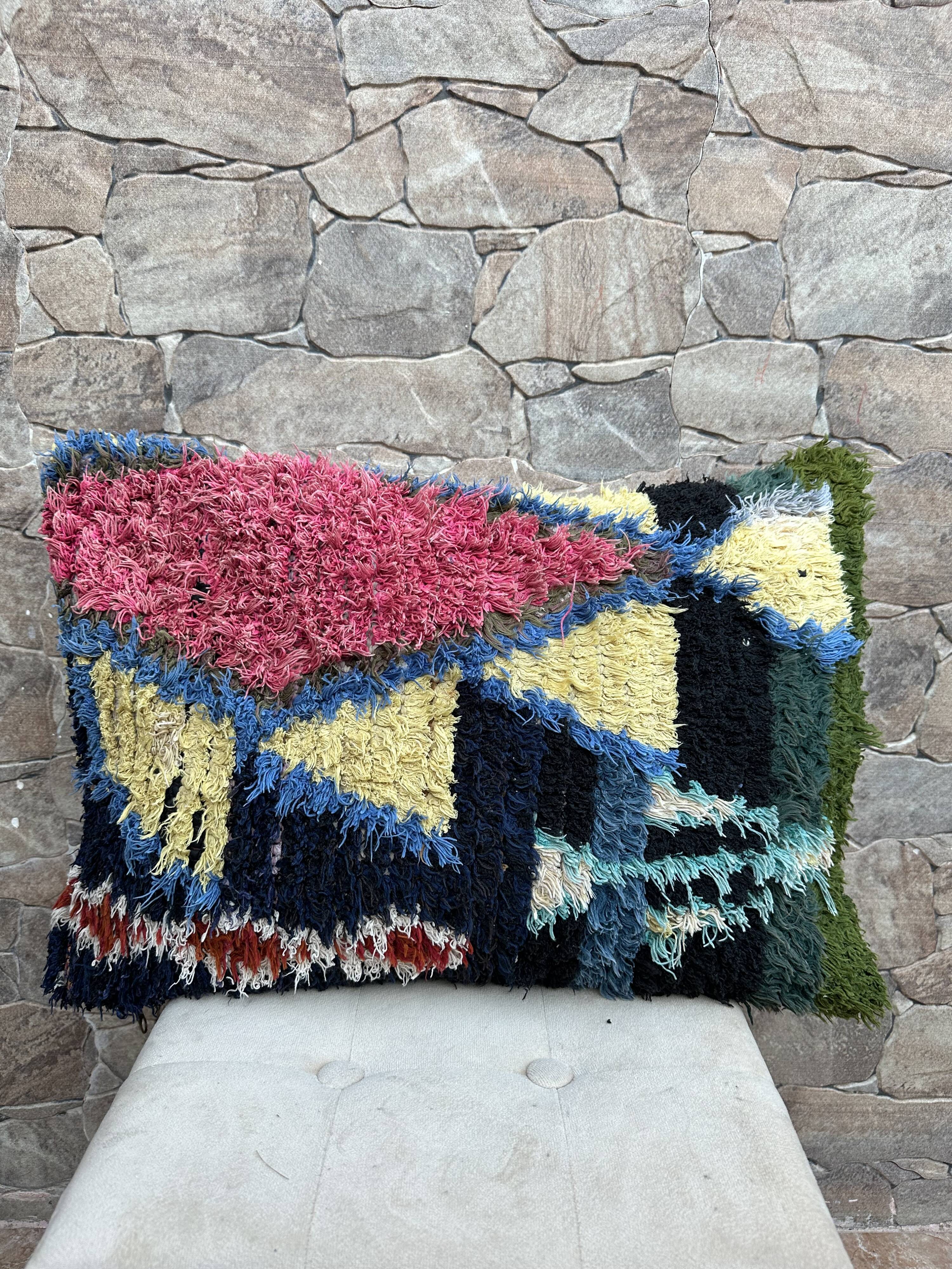 Beautiful vintage Berber Kilim cushion from Morocco