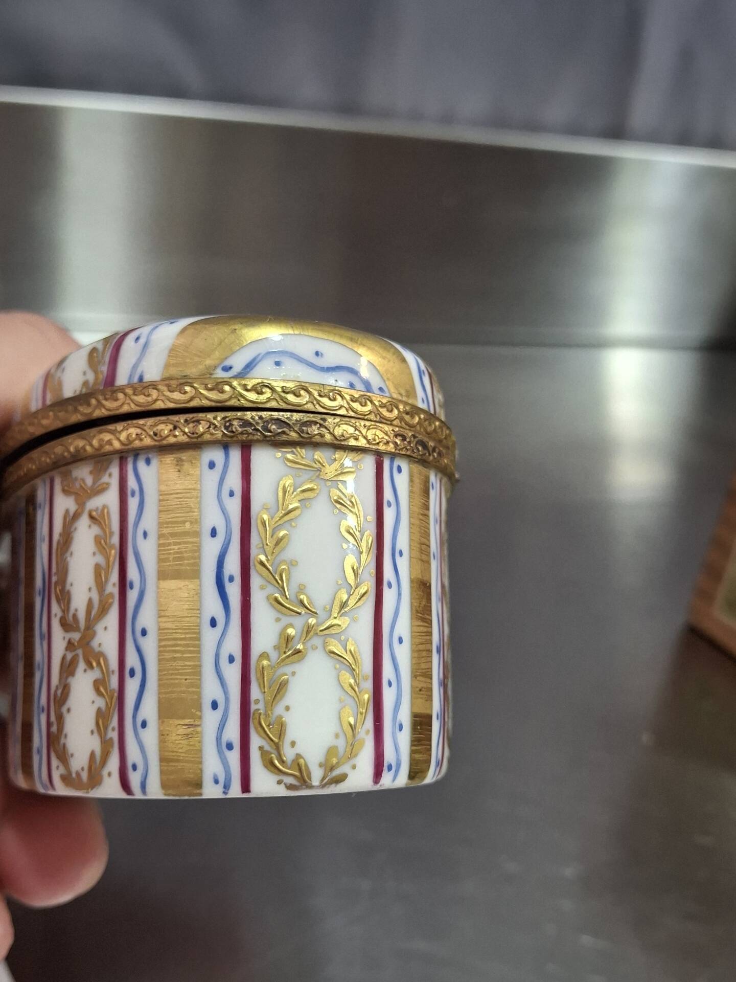 Sweet box