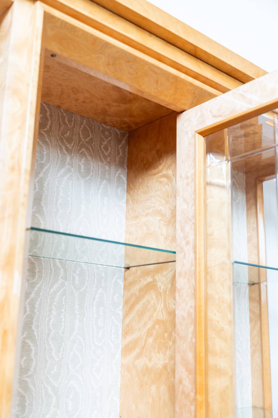 Aparador con vitrina, 1980/1990