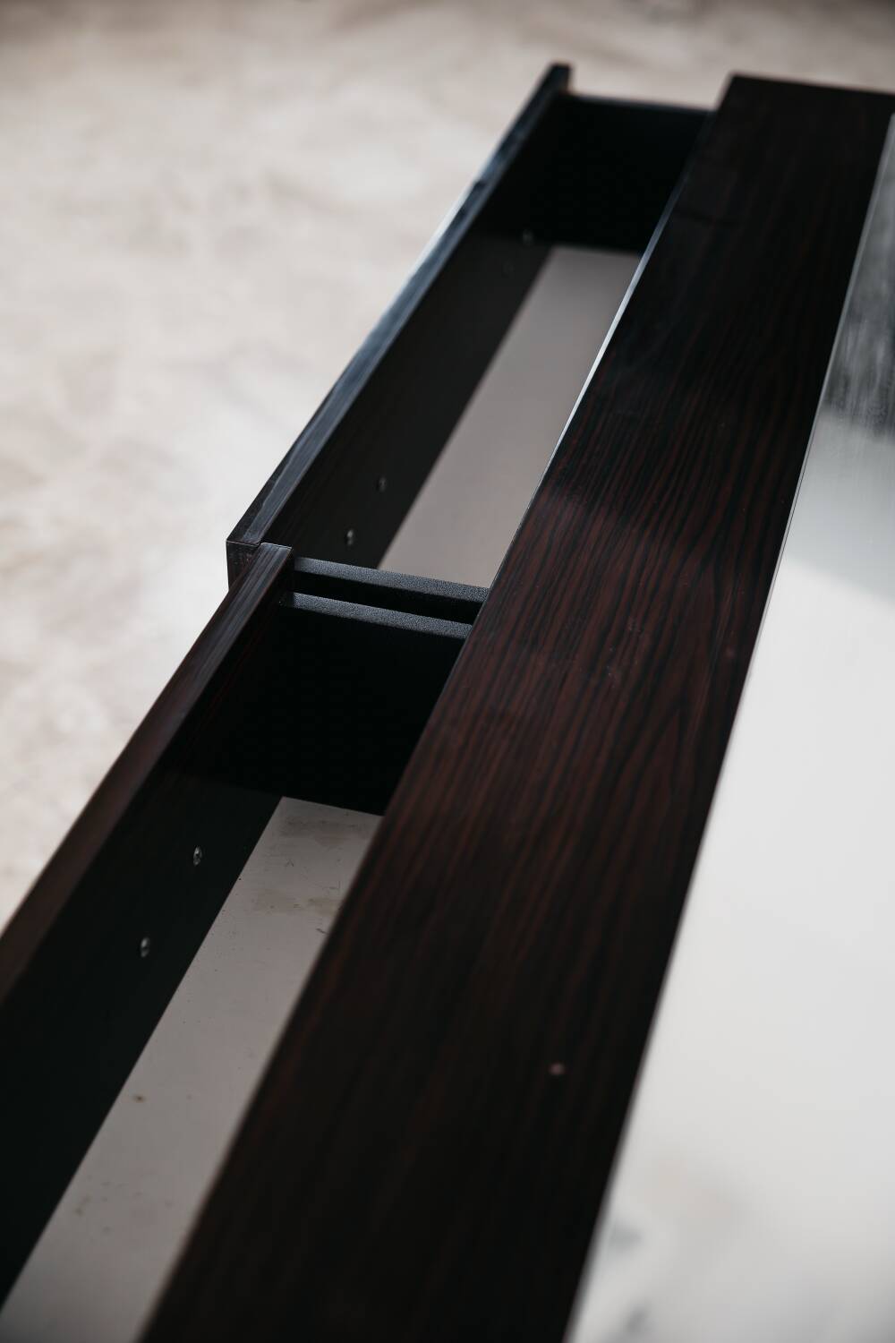 Comò Cassettiera In Ebano Macassar E Specchio Cubic Design Modern 70