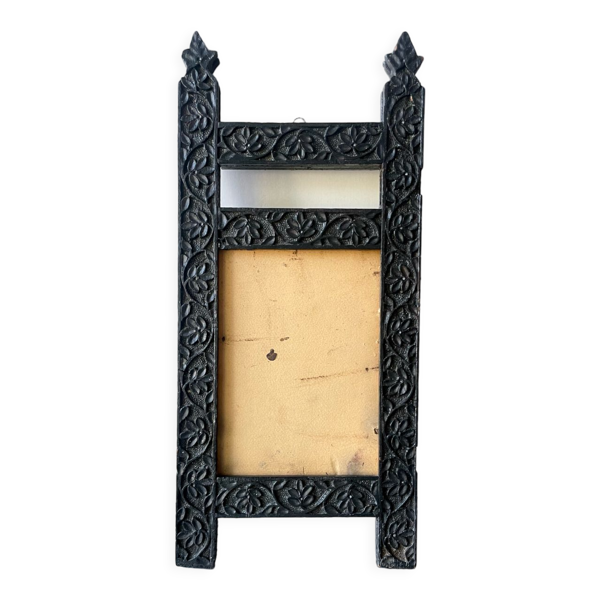 Cadre antique en bois avec sculptures de fleurs 42 cm x 19 cm — Beyit