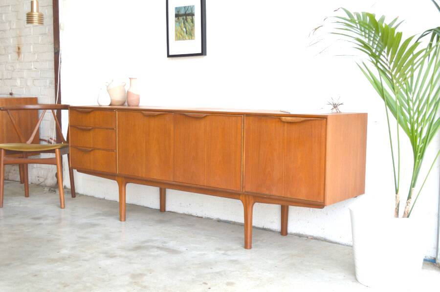 Enfilade by McIntosh – Dunvegan * 201.5 cm