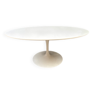 Table basse ovale "Tulip" Knoll