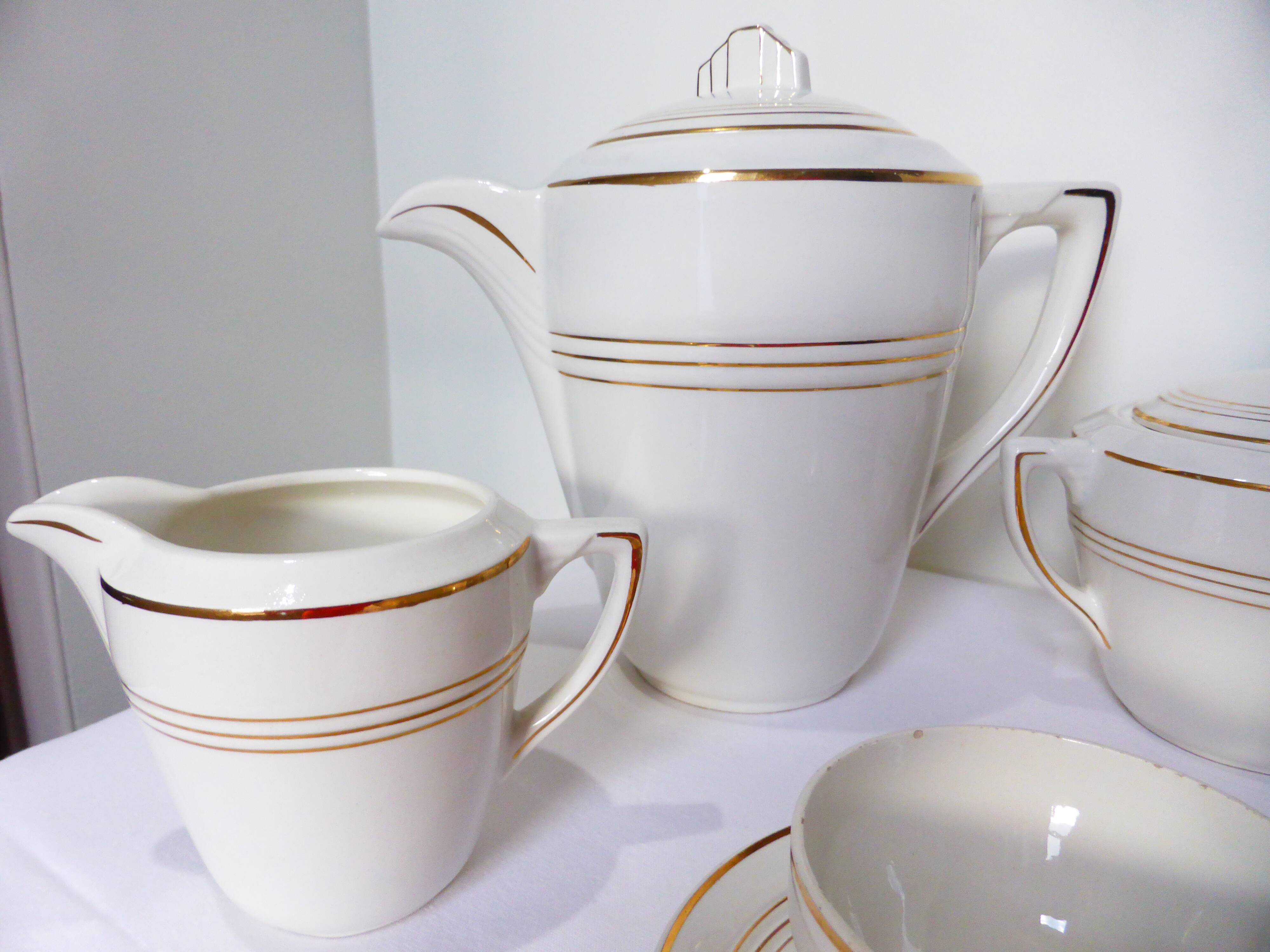 Céranord coffee service with gold trim 220574