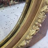 Wooden and gilded mirror with medallion center n°3