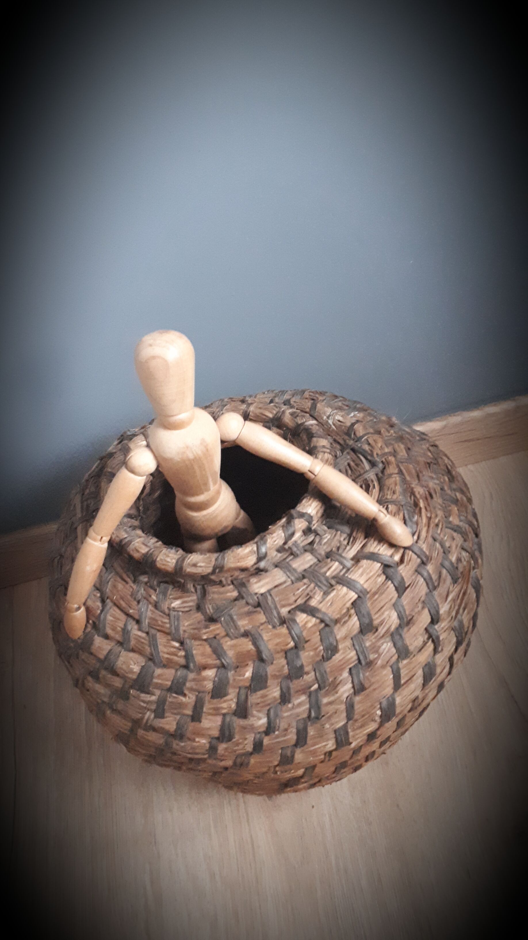 Wicker basket Fakir