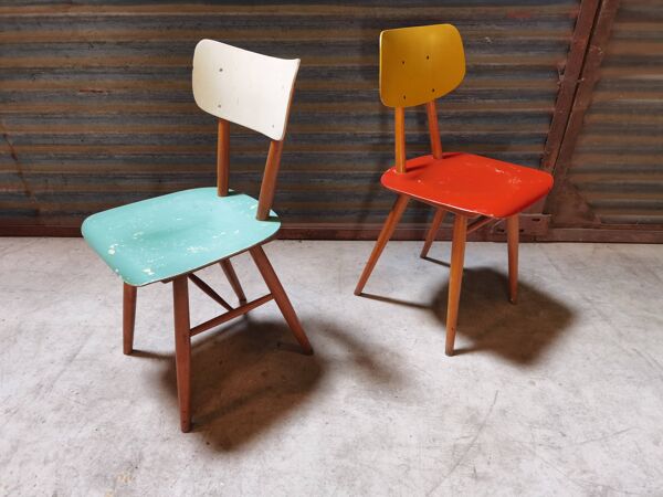 Paire de chaises en bois ton  république tchèque 1960