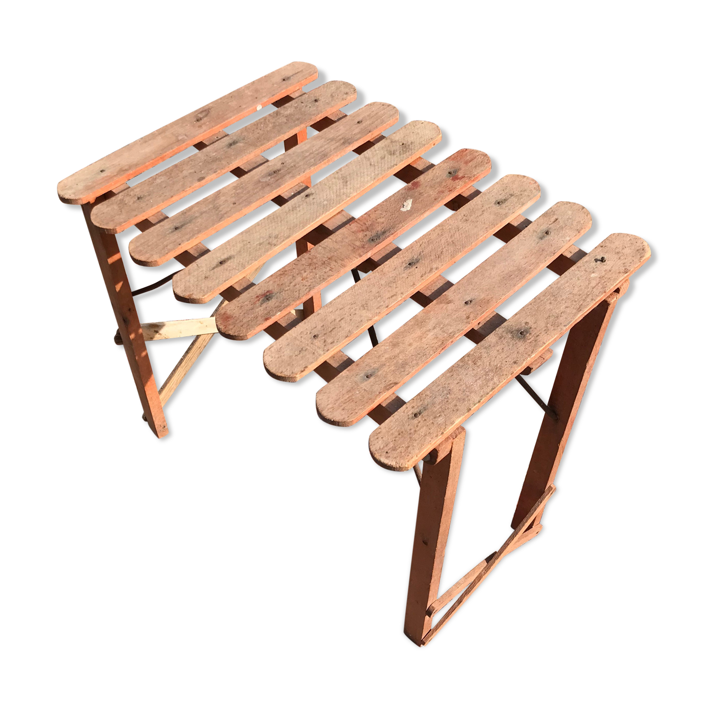 Foldable stool